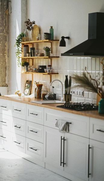 Kitchen & Dining Livelyhomez